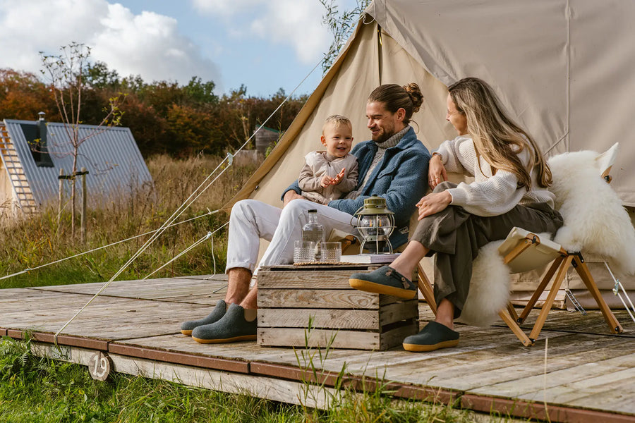 Warum Wollhausschuhe auch im Sommer angenehm sind Wollhausschuhe im Sommer