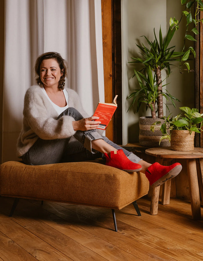 geschlossene hausschuhe